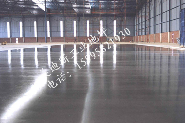 ����˽����̽